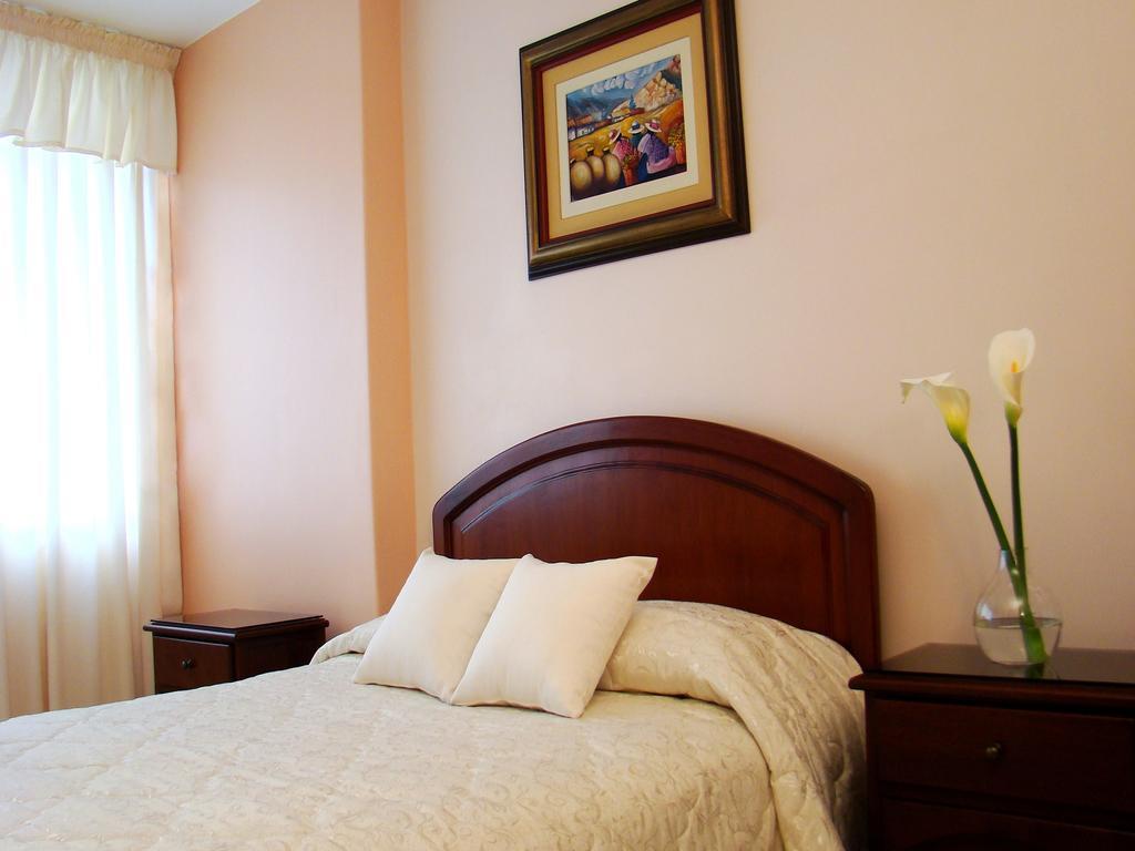 Hotel Torre Norte Trujillo Kültér fotó