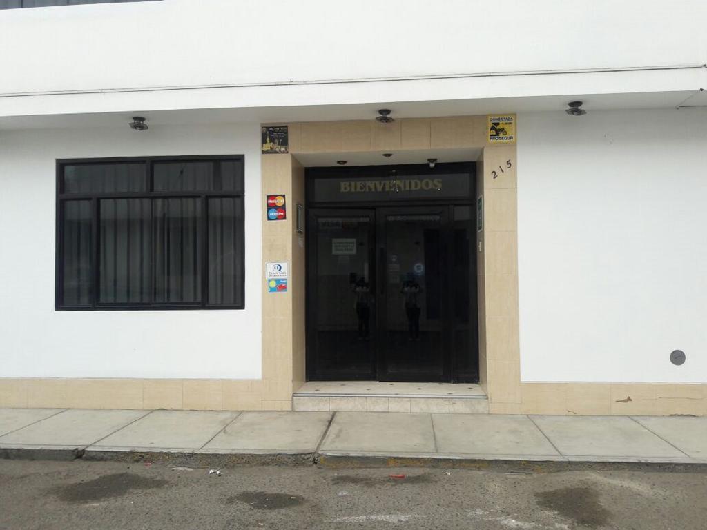 Hotel Torre Norte Trujillo Kültér fotó